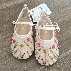 BNWT Zara Kids Embroidered Dress Shoes